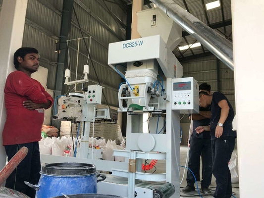 Máquina de embalagem semi automática pequena 15kg do pó do trigo SS304 AC380V