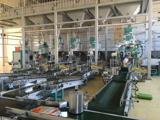 linha automática 850mm de alta velocidade 5kg da máquina de ensaque de 700mm a 10kg