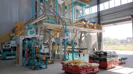 Alimentações de animal automáticas de alta velocidade da máquina de embalagem 25kg do arroz de EWINALL 600 sacos/H